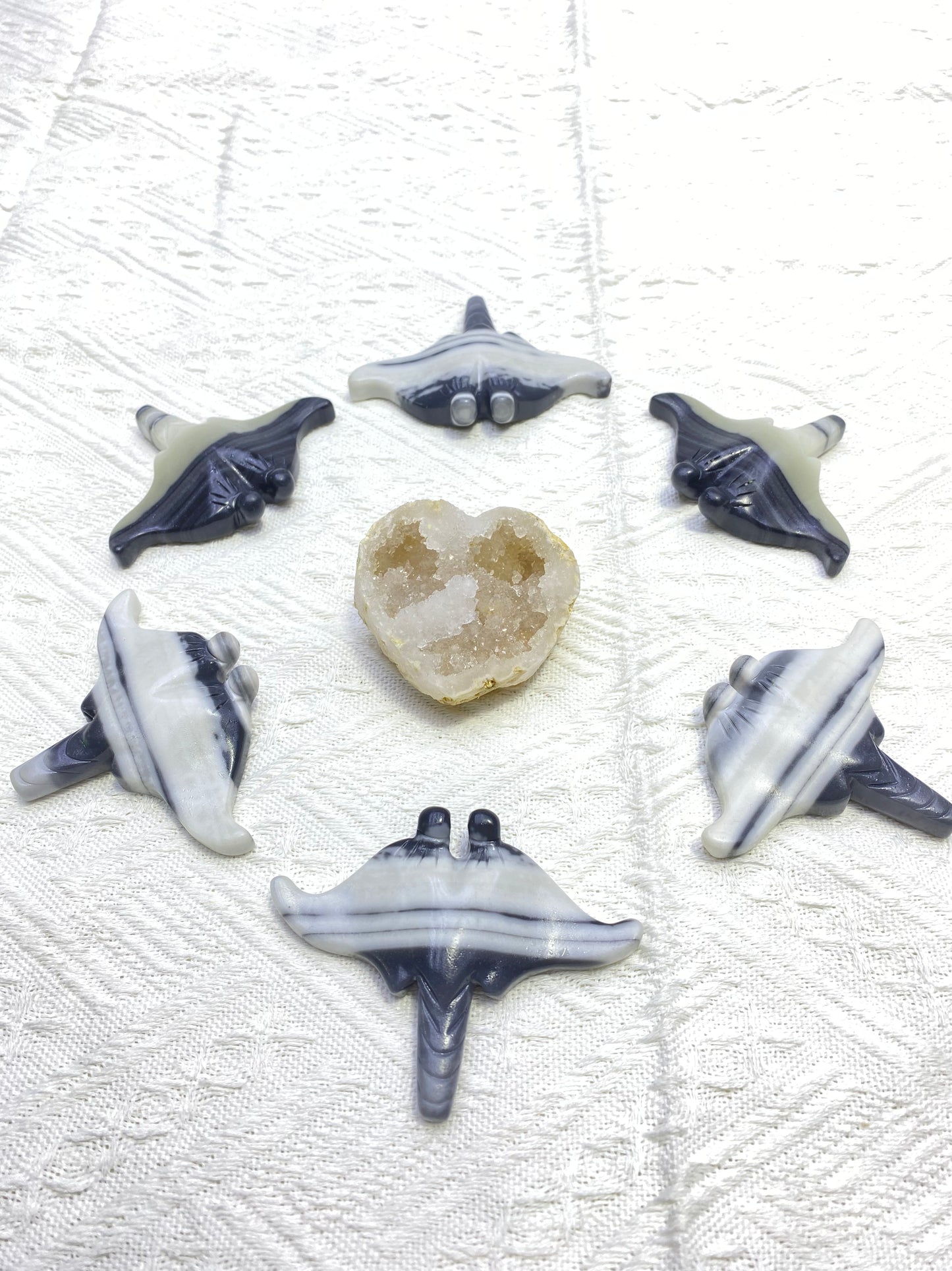 Hot Sale Natural Healing Stone Ray Carving Crafts Ray Shaped  Crystal Ocean Lover TikTok