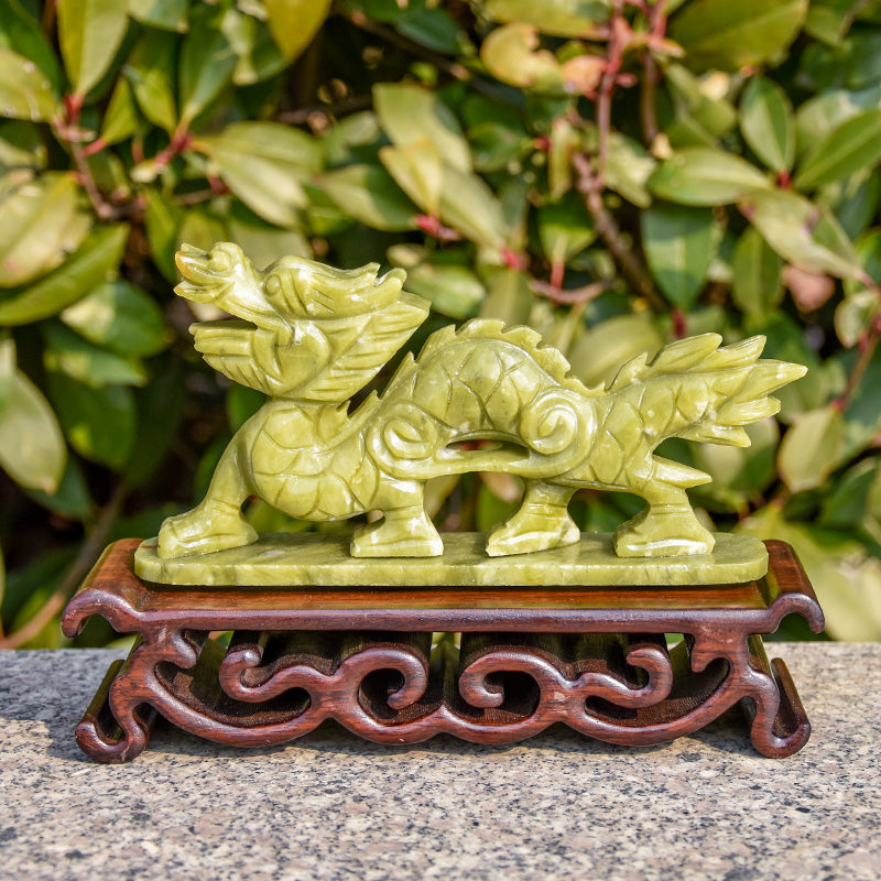 High Quality Hotsale folk craft natural crystal xiuyan jade dragon carving for Feng Shui or decoration