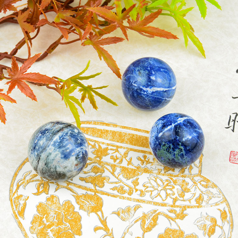 Crystal Healing Stones  Crystal Sodalite Spheres Ball For Fengshui Gift